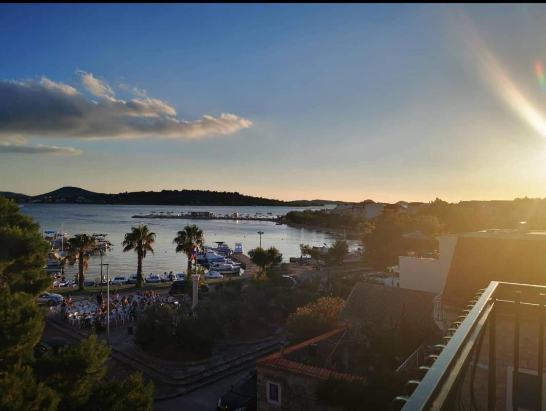 Apartments Lorio Vodice Zewnętrze zdjęcie
